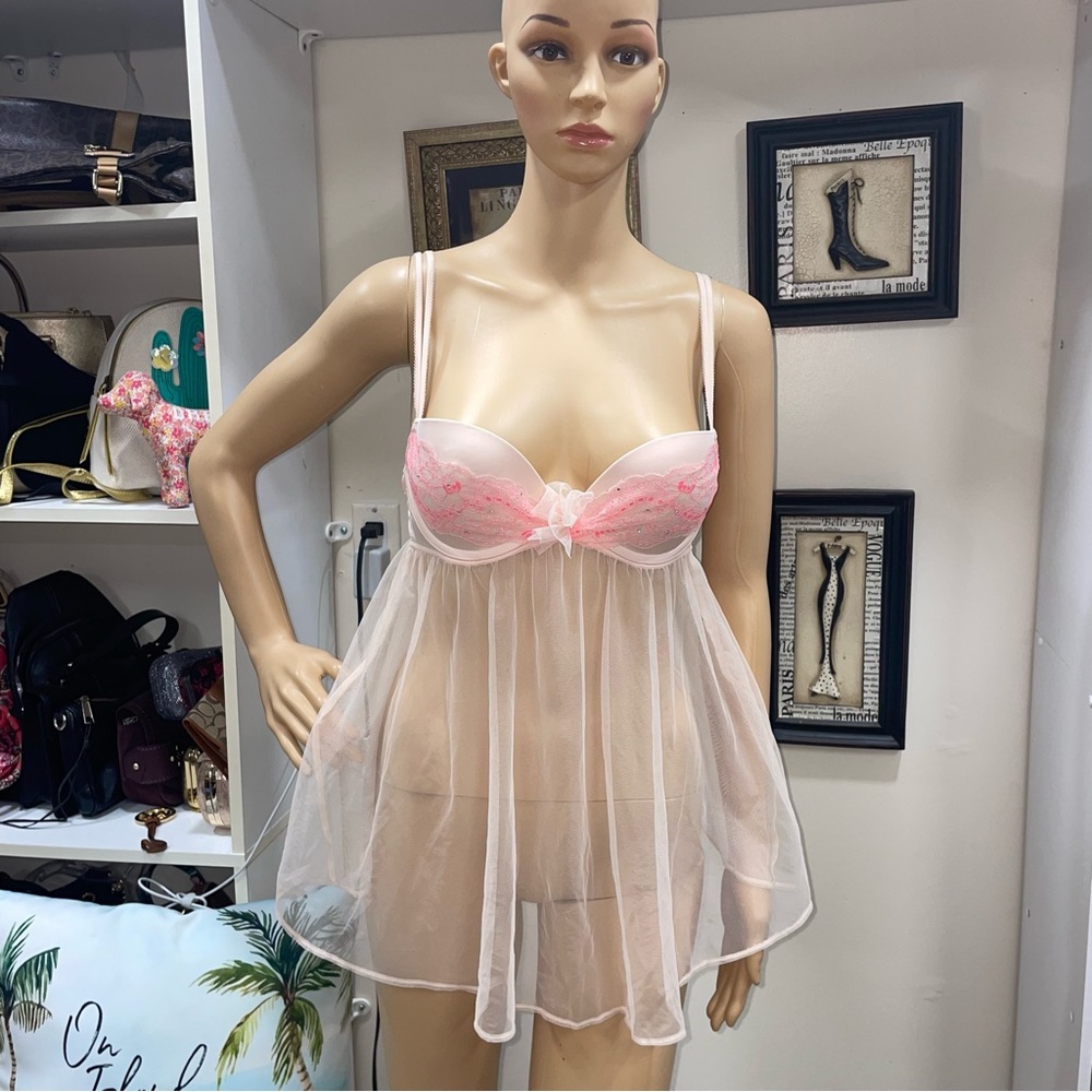 Victoria’s Secret NWOT! Peach Floral Lace Mesh Babydoll Size 36B